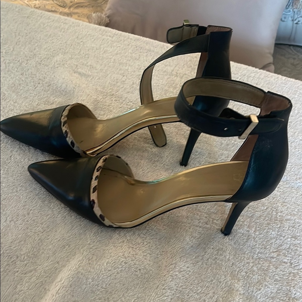 Heels - Picture 3 of 6